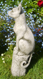 Bast cat statue for the garden